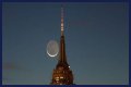 How to See the Moon's Ghostly 'Da Vinci Glow' Phenomenon